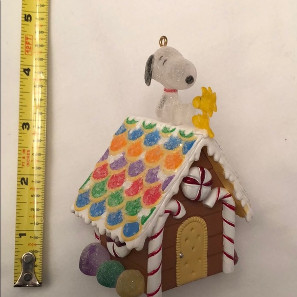 Hallmark Keepsake Ornaments Peanuts Collection - Picture 3 of 8